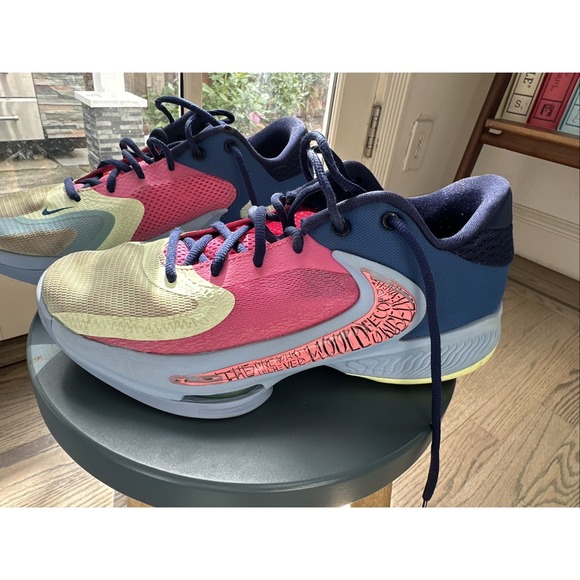 NIKE Air Zoom Freak 4 EP Sneakers in Marina Blue Size 8 - Picture 6 of 11